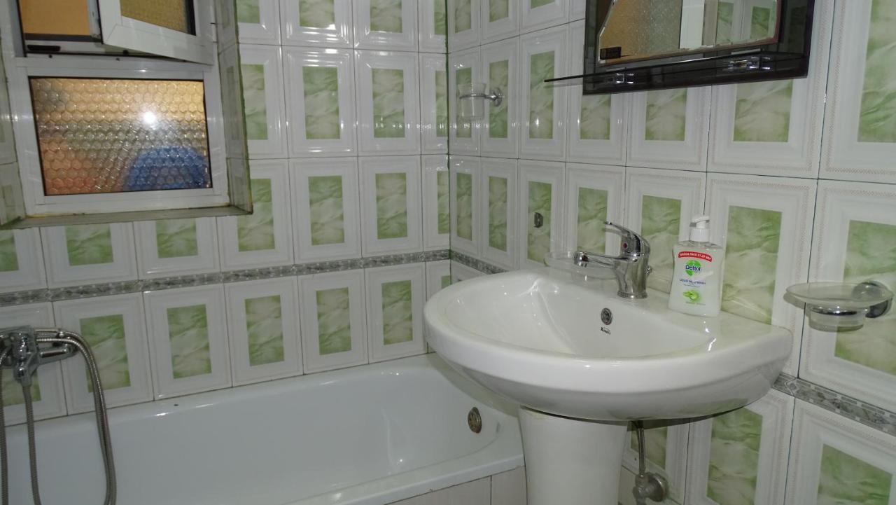 Cozy Central Apartment クサミル エクステリア 写真