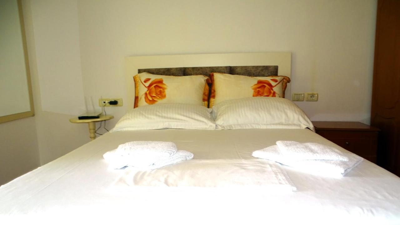 Cozy Central Apartment クサミル エクステリア 写真